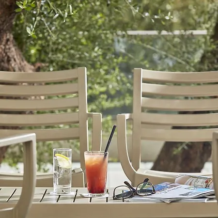 Ξενοδοχείο Civitel Esprit 4*